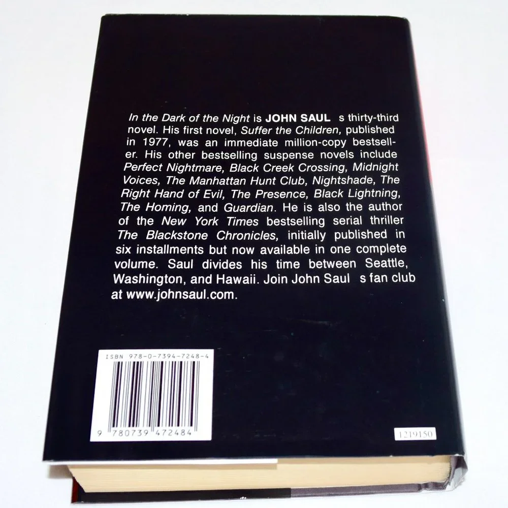 In the Dark of the Night by John Saul Large Print Hardcover Book